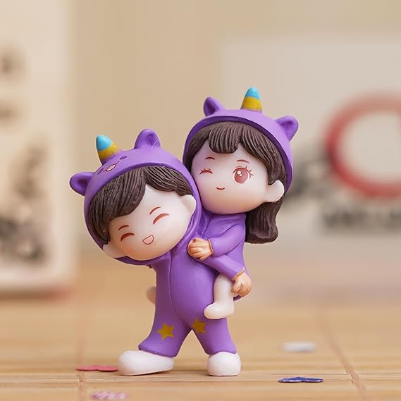 Gift for Girlfriend Boyfriend Purple Resin Miniature Cute Couple Statue